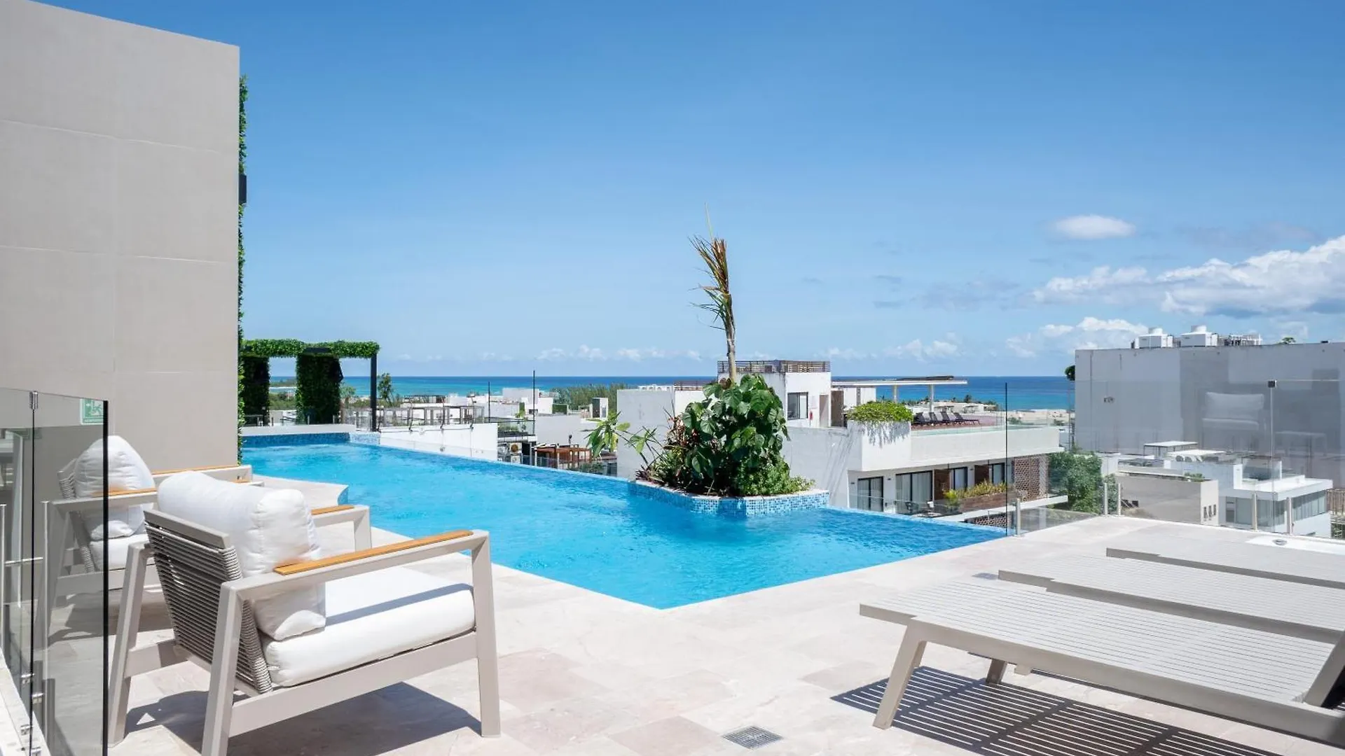 Menesse Studio Home Playa del Carmen Mexico