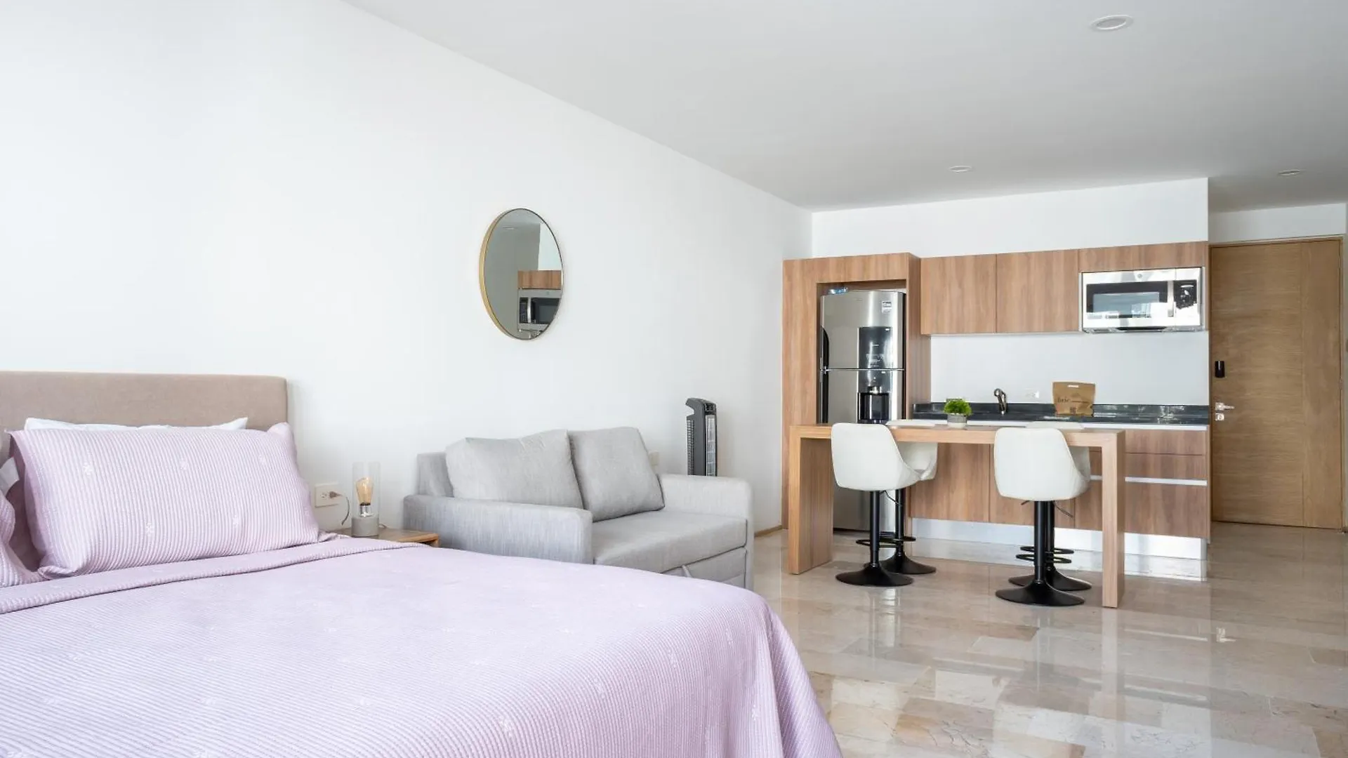 Menesse Studio Home Playa del Carmen Mexico
